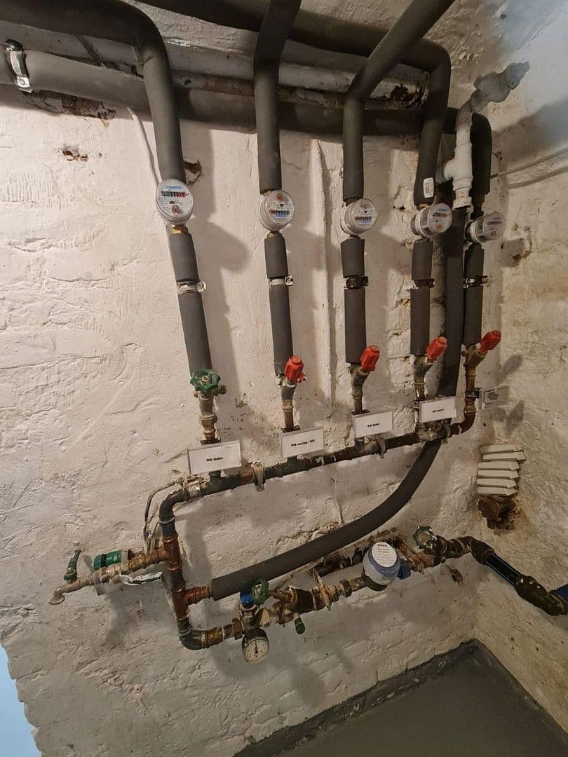 Prodej domu 309 m², pozemek 266 m², Liebknechtstraße 79, Oberhausen, Severní Porýní-Vestfálsko Prodej domu 309 m², pozemek 266 m², Liebknechtstraße 79, Oberhausen, Severní Porýní-Vestfálsko