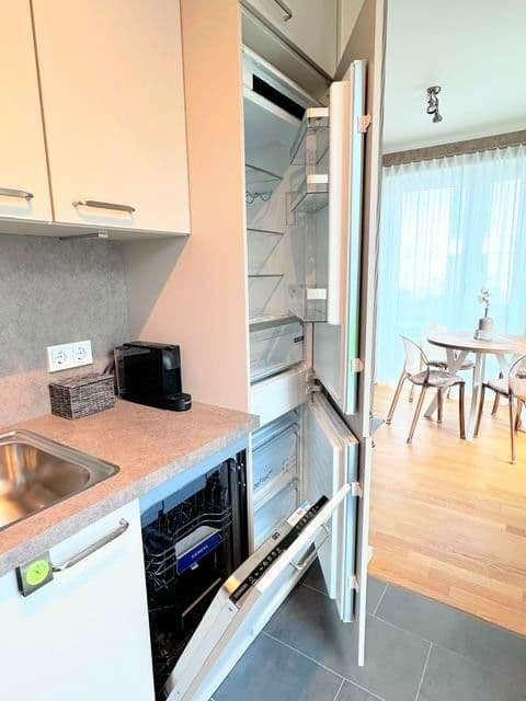 Prodej bytu 2+1 46 m², Alte Waisenstiftung 7, Schwerin, Mecklenburg-Vorpommern Prodej bytu 2+1 46 m², Alte Waisenstiftung 7, Schwerin, Mecklenburg-Vorpommern