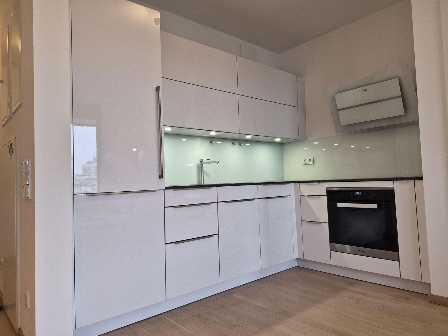 Pronájem bytu 2+1 55 m², Max-Bill-Straße 20, München, Bavorsko Pronájem bytu 2+1 55 m², Max-Bill-Straße 20, München, Bavorsko