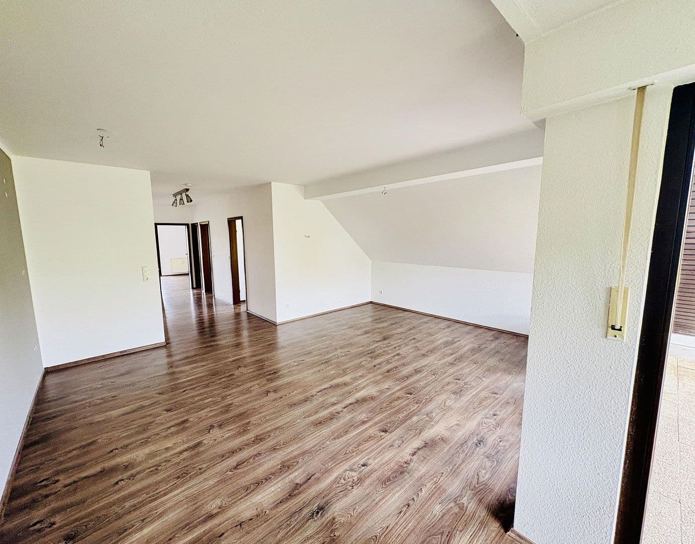 Prodej bytu 2+1 76 m², Am Rodderberg 20, Wachtberg, Severní Porýní-Vestfálsko Prodej bytu 2+1 76 m², Am Rodderberg 20, Wachtberg, Severní Porýní-Vestfálsko