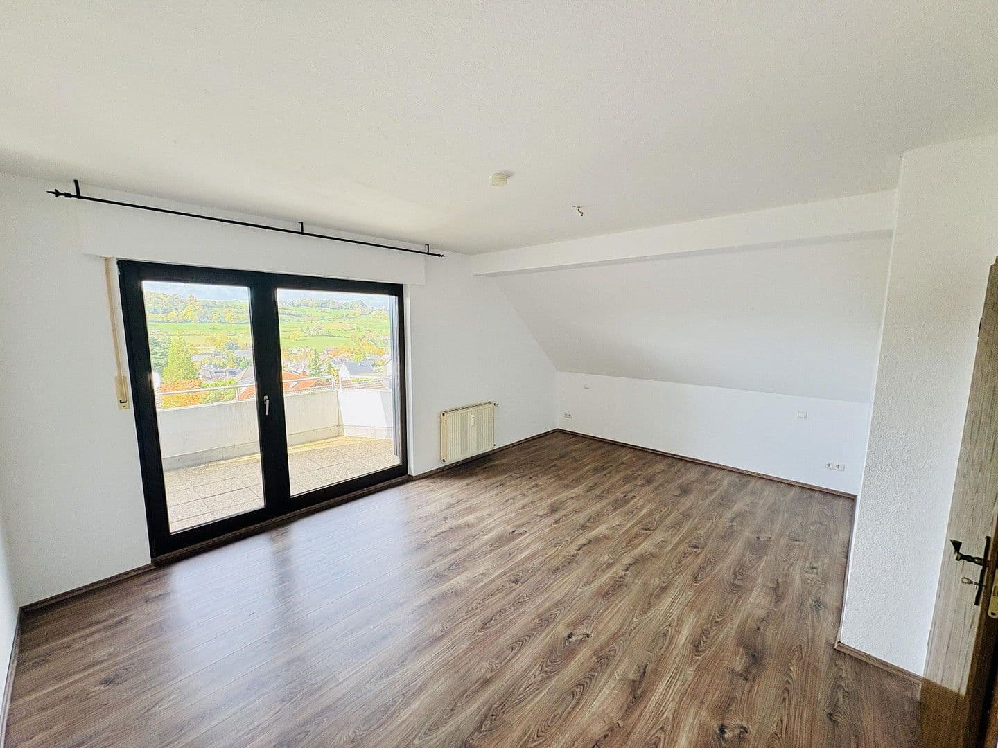 Prodej bytu 2+1 76 m², Am Rodderberg 20, Wachtberg, Severní Porýní-Vestfálsko Prodej bytu 2+1 76 m², Am Rodderberg 20, Wachtberg, Severní Porýní-Vestfálsko