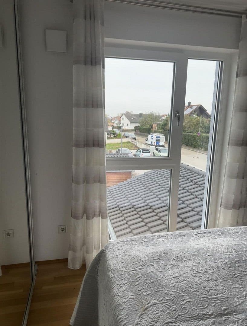 Prodej domu 146 m², pozemek 278 m², Schubertstraße 12, Großmehring, Bavorsko Prodej domu 146 m², pozemek 278 m², Schubertstraße 12, Großmehring, Bavorsko