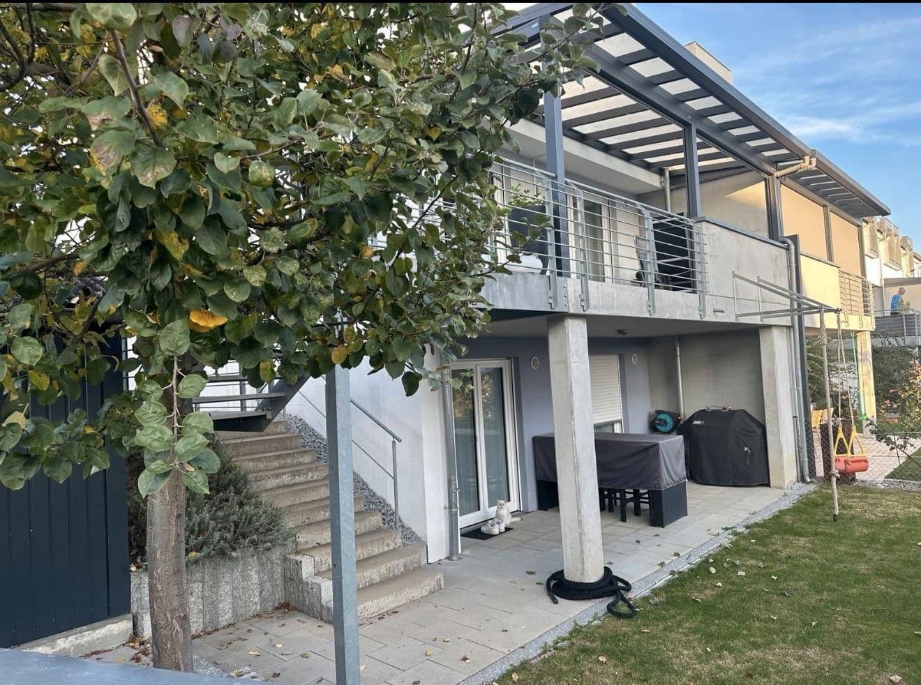 Prodej domu 146 m², pozemek 278 m², Schubertstraße 12, Großmehring, Bavorsko Prodej domu 146 m², pozemek 278 m², Schubertstraße 12, Großmehring, Bavorsko