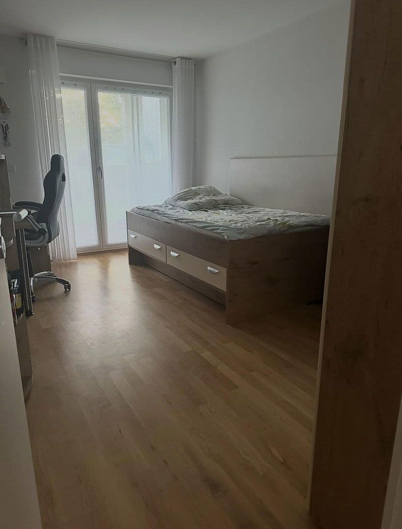 Prodej domu 146 m², pozemek 278 m², Schubertstraße 12, Großmehring, Bavorsko Prodej domu 146 m², pozemek 278 m², Schubertstraße 12, Großmehring, Bavorsko