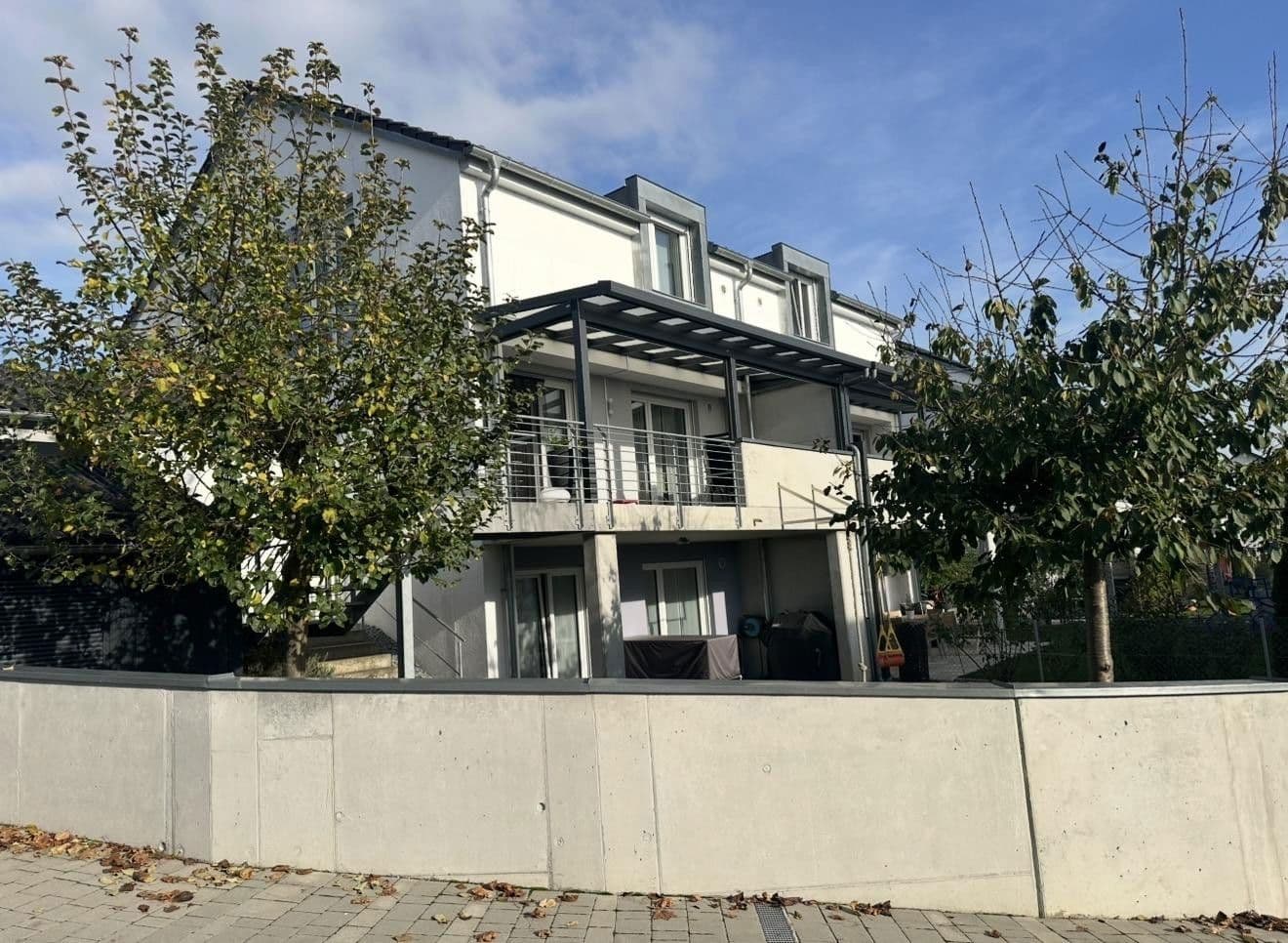 Prodej domu 146 m², pozemek 278 m², Schubertstraße 12, Großmehring, Bavorsko Prodej domu 146 m², pozemek 278 m², Schubertstraße 12, Großmehring, Bavorsko