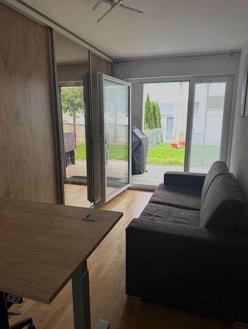 Prodej domu 146 m², pozemek 278 m², Schubertstraße 12, Großmehring, Bavorsko Prodej domu 146 m², pozemek 278 m², Schubertstraße 12, Großmehring, Bavorsko