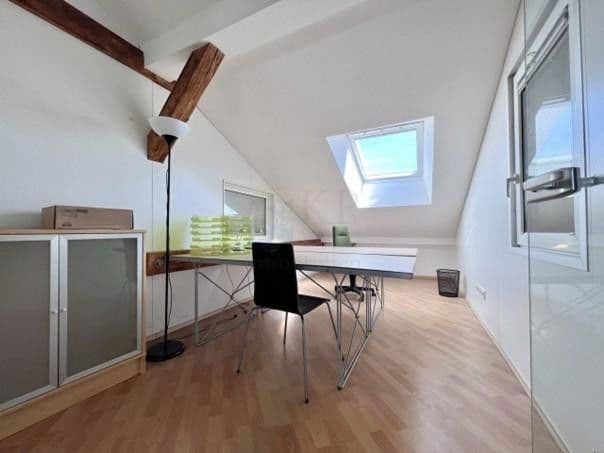 Pronájem kanceláře 330 m², wiesbaden-igstadt, Hessen Pronájem kanceláře 330 m², wiesbaden-igstadt, Hessen