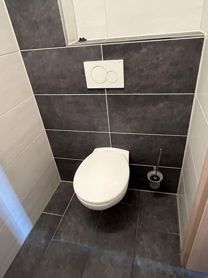 Pronájem bytu 3+1 99 m², Buchenstrasse 25 a, Andernach, Porýní-Falc Pronájem bytu 3+1 99 m², Buchenstrasse 25 a, Andernach, Porýní-Falc