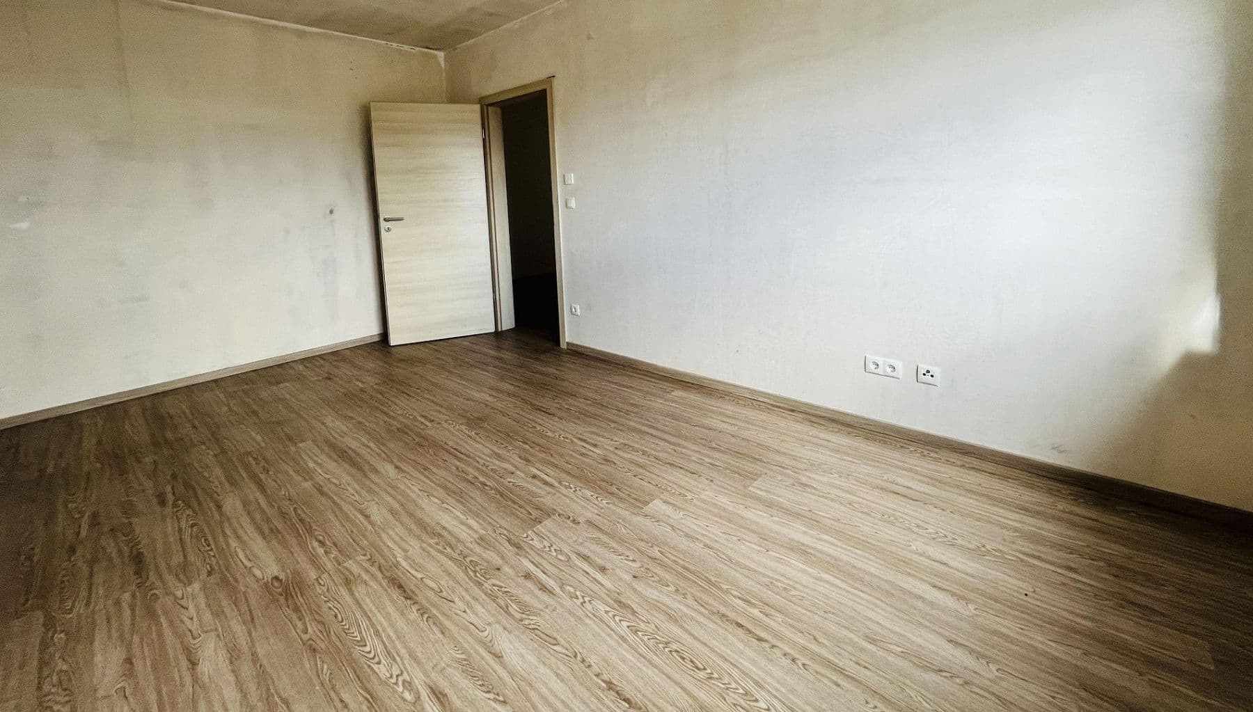 Pronájem bytu 3+1 99 m², Buchenstrasse 25 a, Andernach, Porýní-Falc Pronájem bytu 3+1 99 m², Buchenstrasse 25 a, Andernach, Porýní-Falc