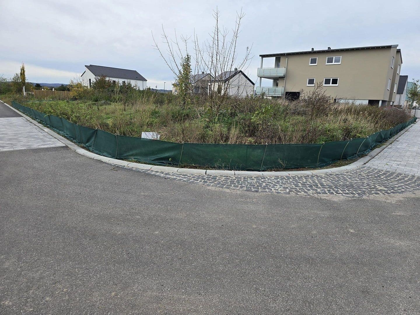 Prodej domu 141 m², pozemek 900 m², In der Eichenbach 1, Gau-Algesheim, Porýní-Falc Prodej domu 141 m², pozemek 900 m², In der Eichenbach 1, Gau-Algesheim, Porýní-Falc