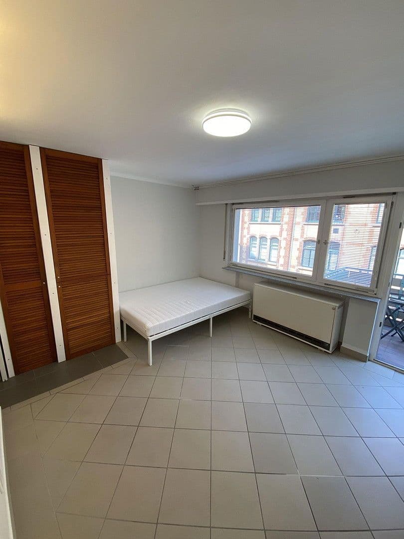 Pronájem bytu 1+1 25 m², Mozartstraße 5, Stuttgart, Bádensko-Württembersko Pronájem bytu 1+1 25 m², Mozartstraße 5, Stuttgart, Bádensko-Württembersko