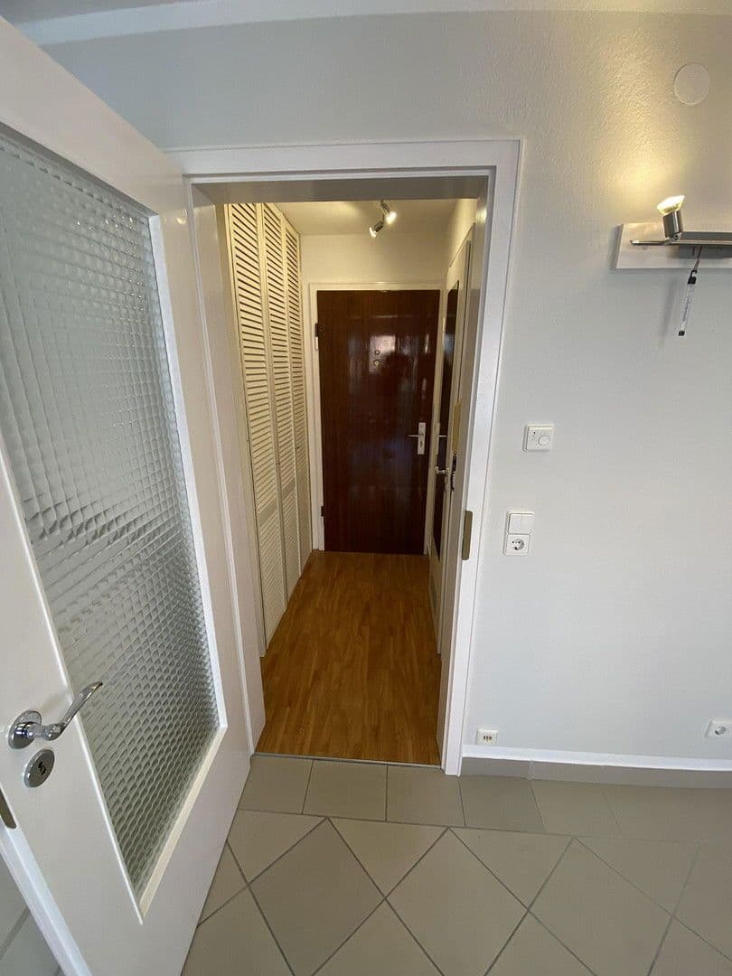 Pronájem bytu 1+1 25 m², Mozartstraße 5, Stuttgart, Bádensko-Württembersko Pronájem bytu 1+1 25 m², Mozartstraße 5, Stuttgart, Bádensko-Württembersko