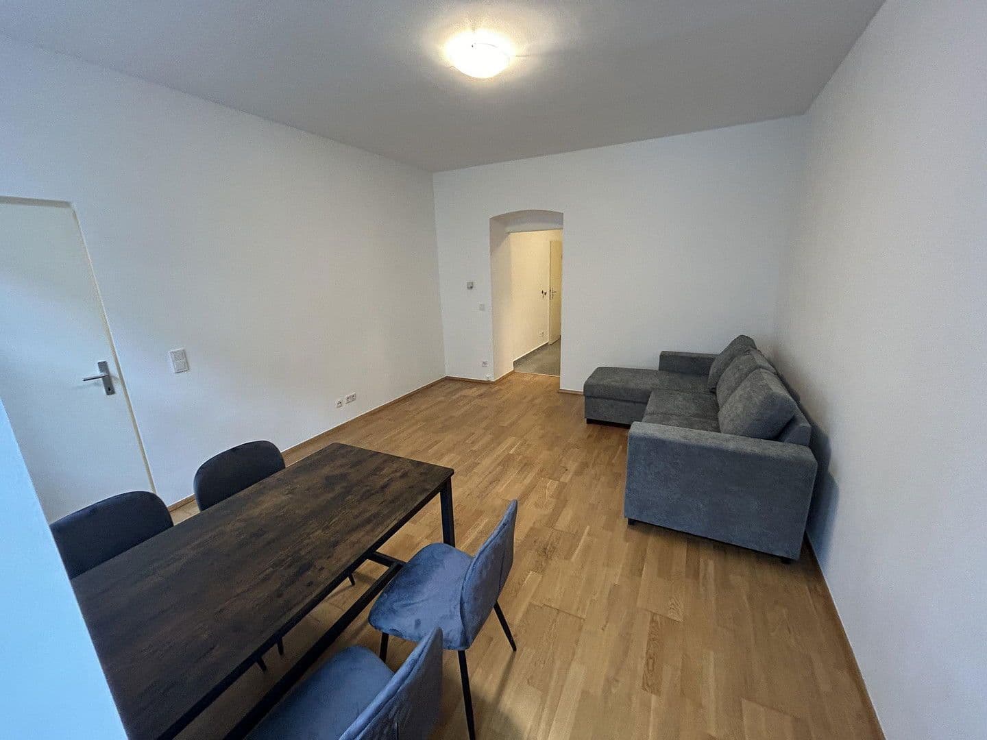 Pronájem bytu 1+1 34 m², Brehmstraße 4, Wien, Wien Pronájem bytu 1+1 34 m², Brehmstraße 4, Wien, Wien