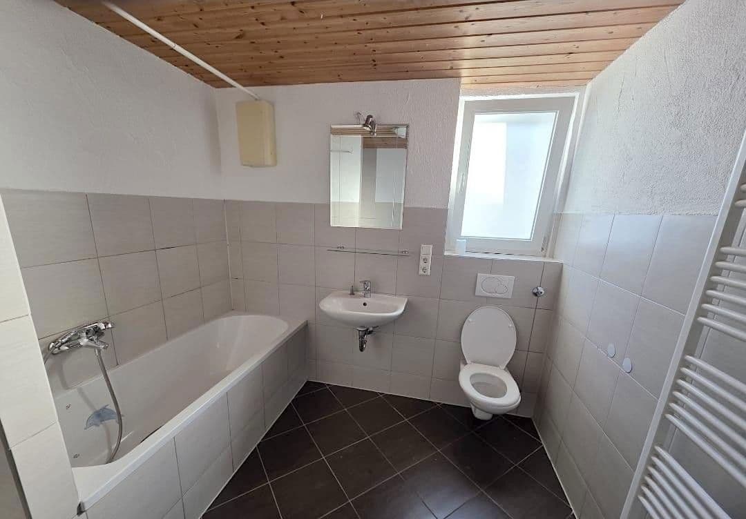 Pronájem bytu 2+1 68 m², Hohenstaufenstr. 56, Pforzheim, Bádensko-Württembersko Pronájem bytu 2+1 68 m², Hohenstaufenstr. 56, Pforzheim, Bádensko-Württembersko