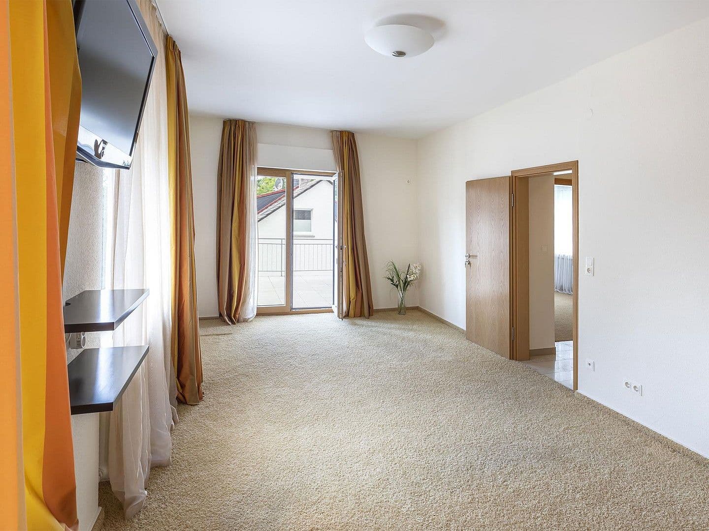 Prodej domu 282 m², pozemek 504 m², Bad Homburg vor der Höhe, Hessen Prodej domu 282 m², pozemek 504 m², Bad Homburg vor der Höhe, Hessen