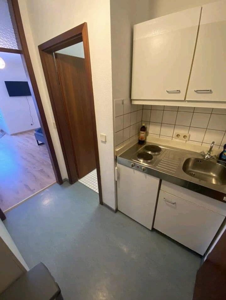 Pronájem bytu 1+1 25 m², B7, 17 A, Mannheim, Bádensko-Württembersko Pronájem bytu 1+1 25 m², B7, 17 A, Mannheim, Bádensko-Württembersko