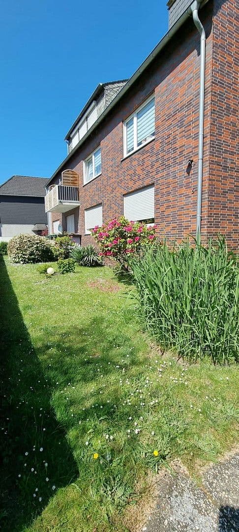 Pronájem bytu 2+1 36 m², Gerther Str. 6, Castrop-Rauxel, Severní Porýní-Vestfálsko Pronájem bytu 2+1 36 m², Gerther Str. 6, Castrop-Rauxel, Severní Porýní-Vestfálsko