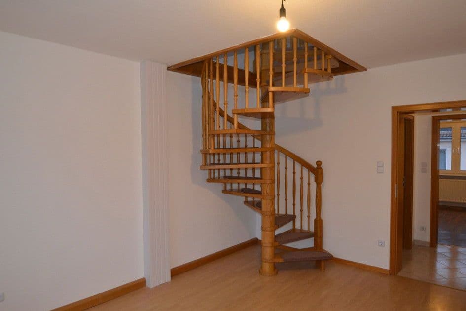 Prodej bytu 5+1 124 m², Brandenburgstr. 16, Wuppertal, Severní Porýní-Vestfálsko Prodej bytu 5+1 124 m², Brandenburgstr. 16, Wuppertal, Severní Porýní-Vestfálsko