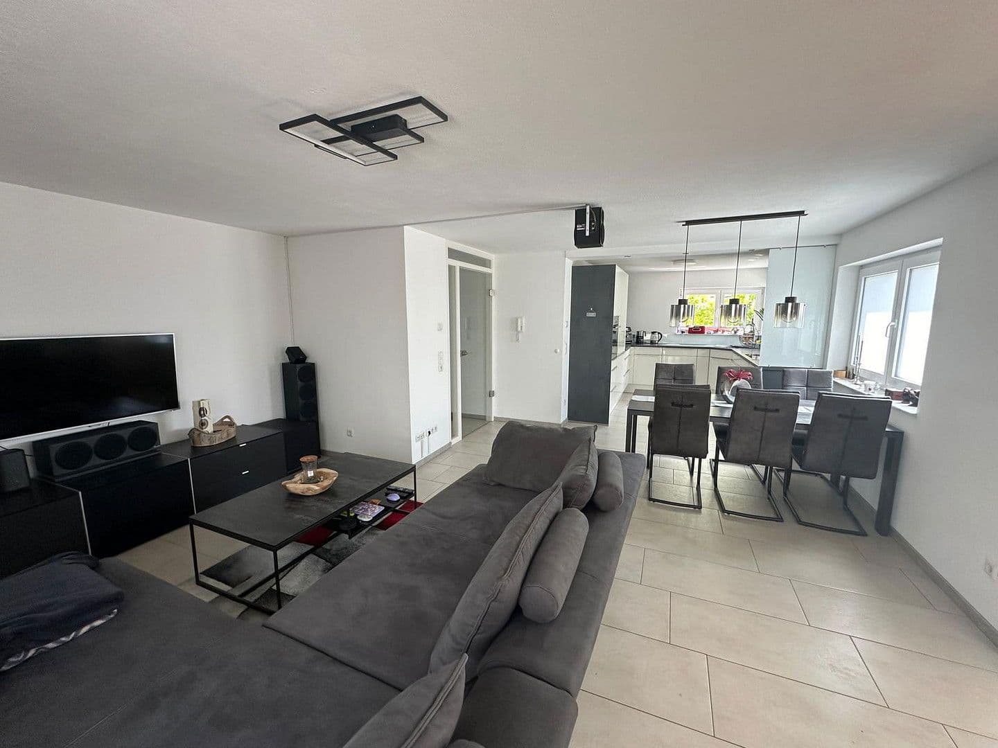 Prodej bytu 4+kk 101 m², Uhldingen-Mühlhofen, Bádensko-Württembersko Prodej bytu 4+kk 101 m², Uhldingen-Mühlhofen, Bádensko-Württembersko