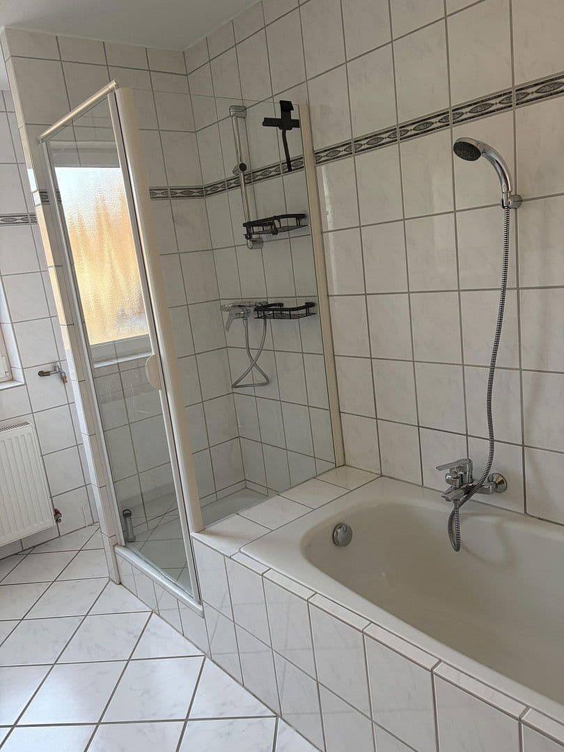 Pronájem bytu 1+1 105 m², Kirchstraße 2, Saarbrücken, Země Sársko Pronájem bytu 1+1 105 m², Kirchstraße 2, Saarbrücken, Země Sársko