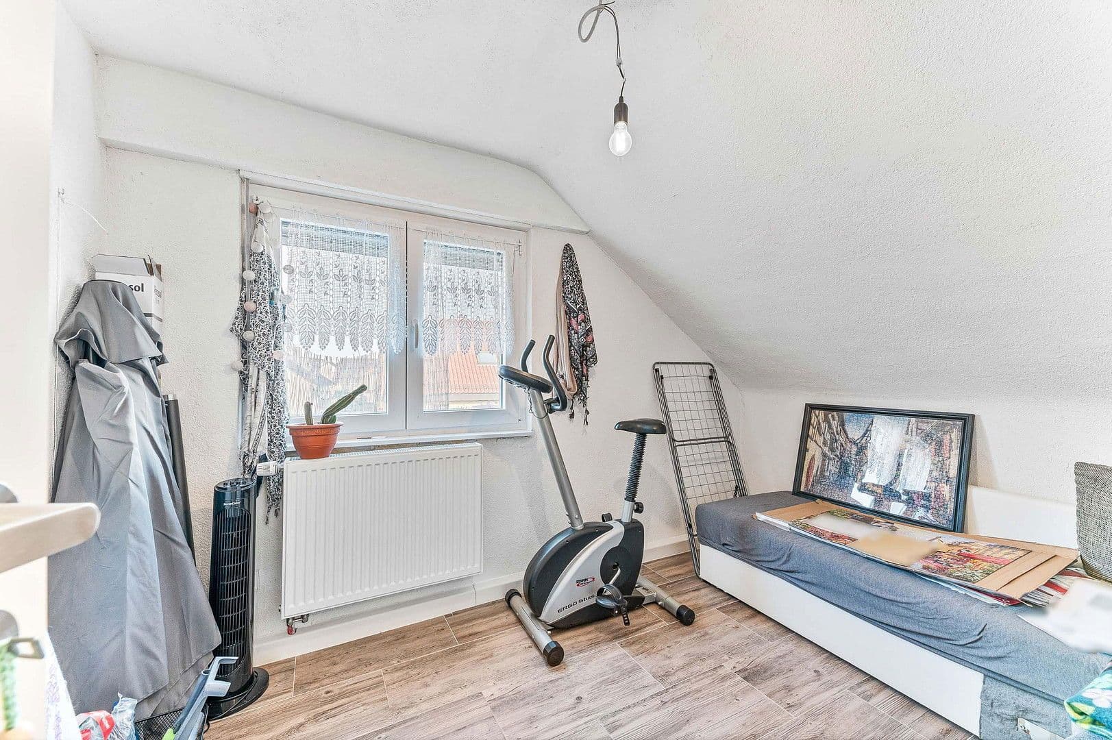 Prodej bytu 3+1 50 m², Kernen im Remstal, Bádensko-Württembersko Prodej bytu 3+1 50 m², Kernen im Remstal, Bádensko-Württembersko