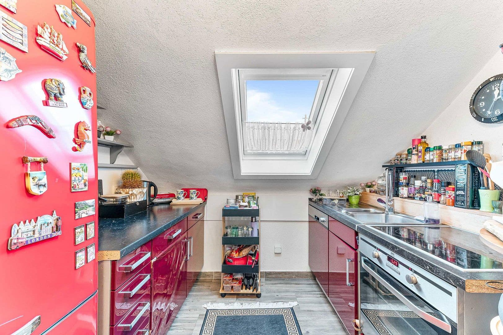 Prodej bytu 3+1 50 m², Kernen im Remstal, Bádensko-Württembersko Prodej bytu 3+1 50 m², Kernen im Remstal, Bádensko-Württembersko