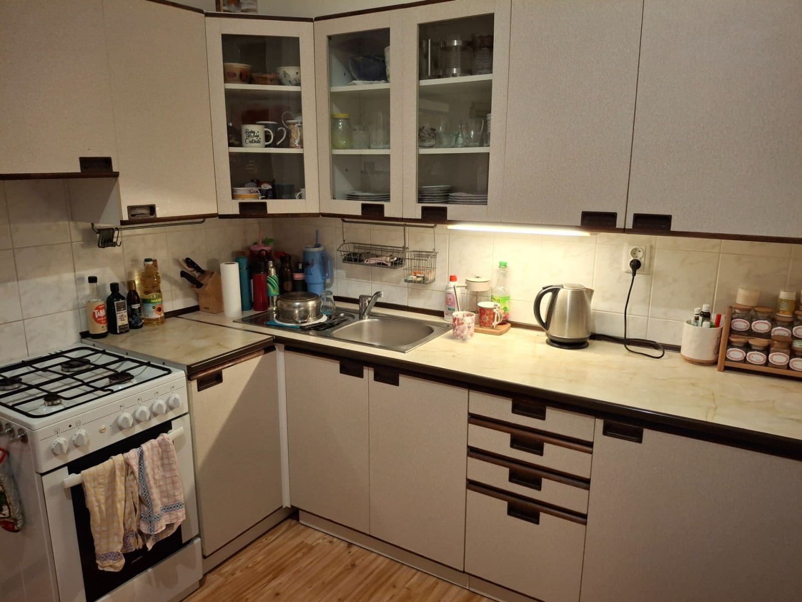 Prodej bytu 2+1 63 m², Komenského, České Budějovice, Jihočeský kraj Prodej bytu 2+1 63 m², Komenského, České Budějovice, Jihočeský kraj