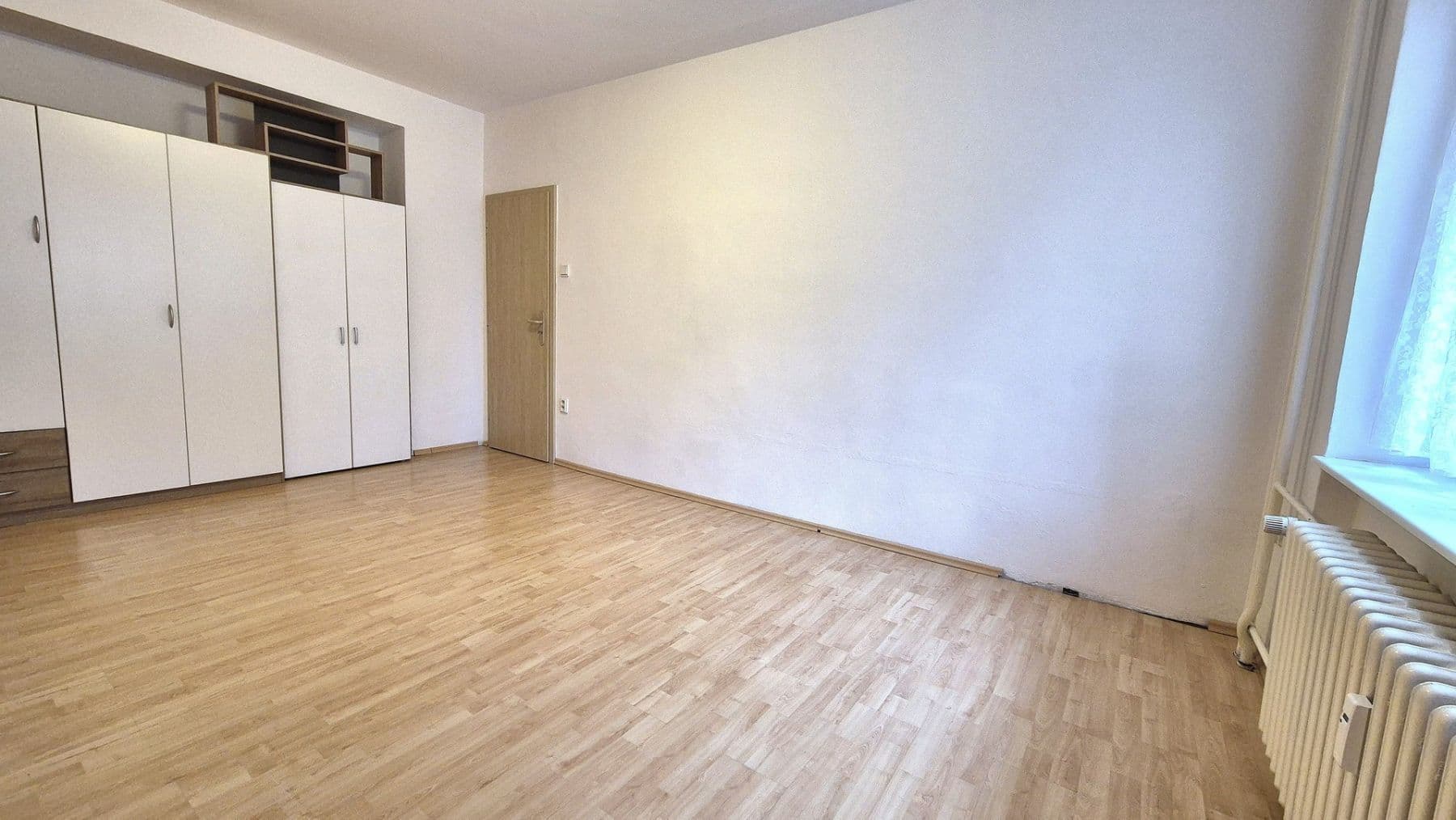 Pronájem bytu 1+kk 27 m², Renneská třída, Brno, Jihomoravský kraj Pronájem bytu 1+kk 27 m², Renneská třída, Brno, Jihomoravský kraj