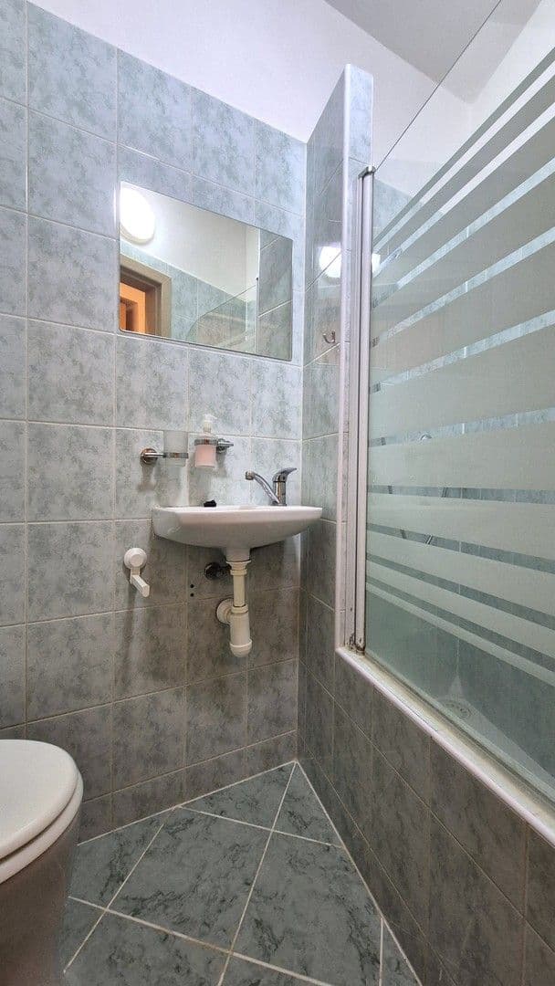 Pronájem bytu 1+kk 27 m², Renneská třída, Brno, Jihomoravský kraj Pronájem bytu 1+kk 27 m², Renneská třída, Brno, Jihomoravský kraj