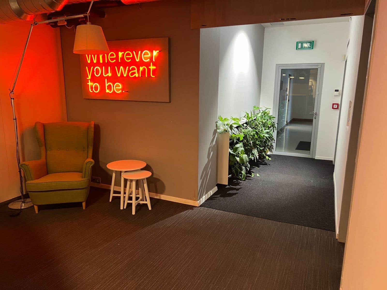 Pronájem kanceláře 280 m², Korunní, Praha, Praha Pronájem kanceláře 280 m², Korunní, Praha, Praha