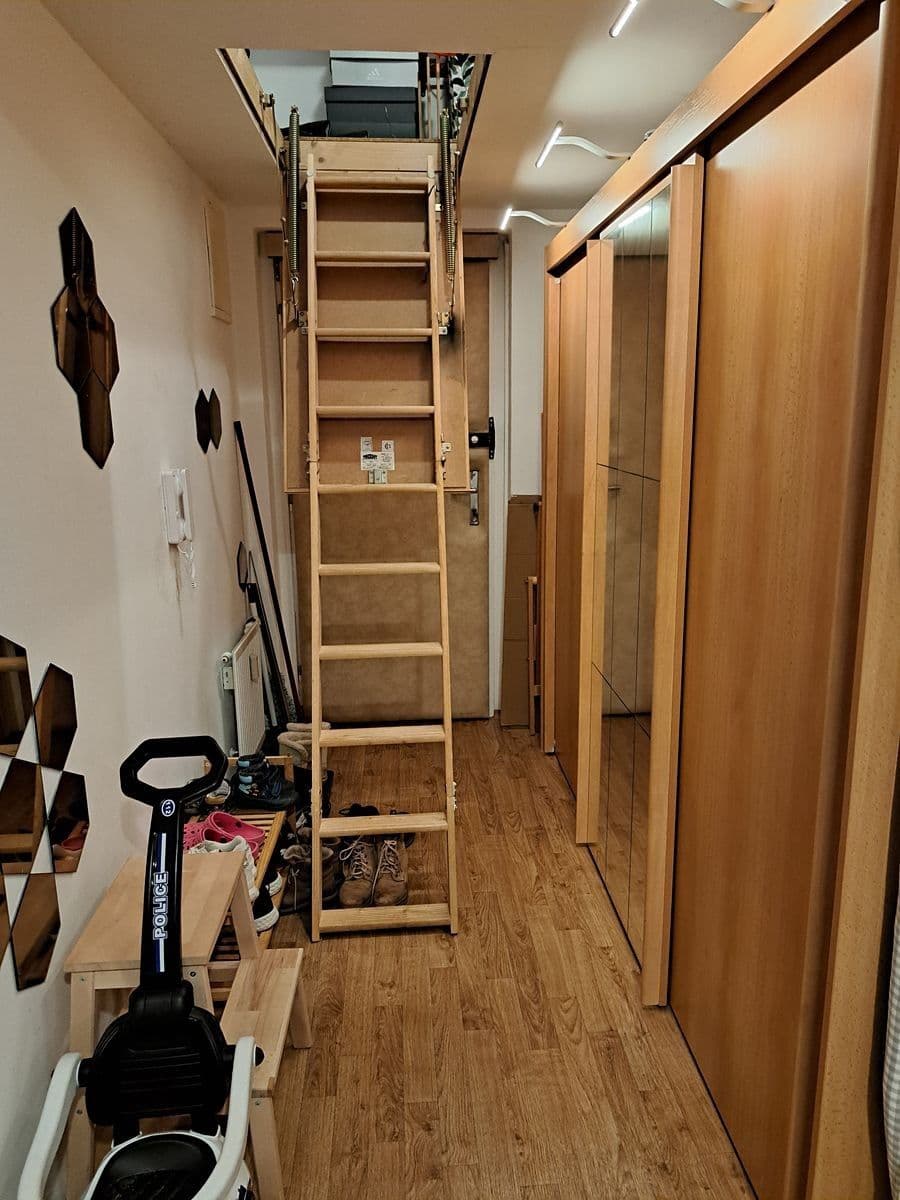 Pronájem bytu 2+kk 70 m², Prokopa Velikého, Úvaly, Středočeský kraj Pronájem bytu 2+kk 70 m², Prokopa Velikého, Úvaly, Středočeský kraj