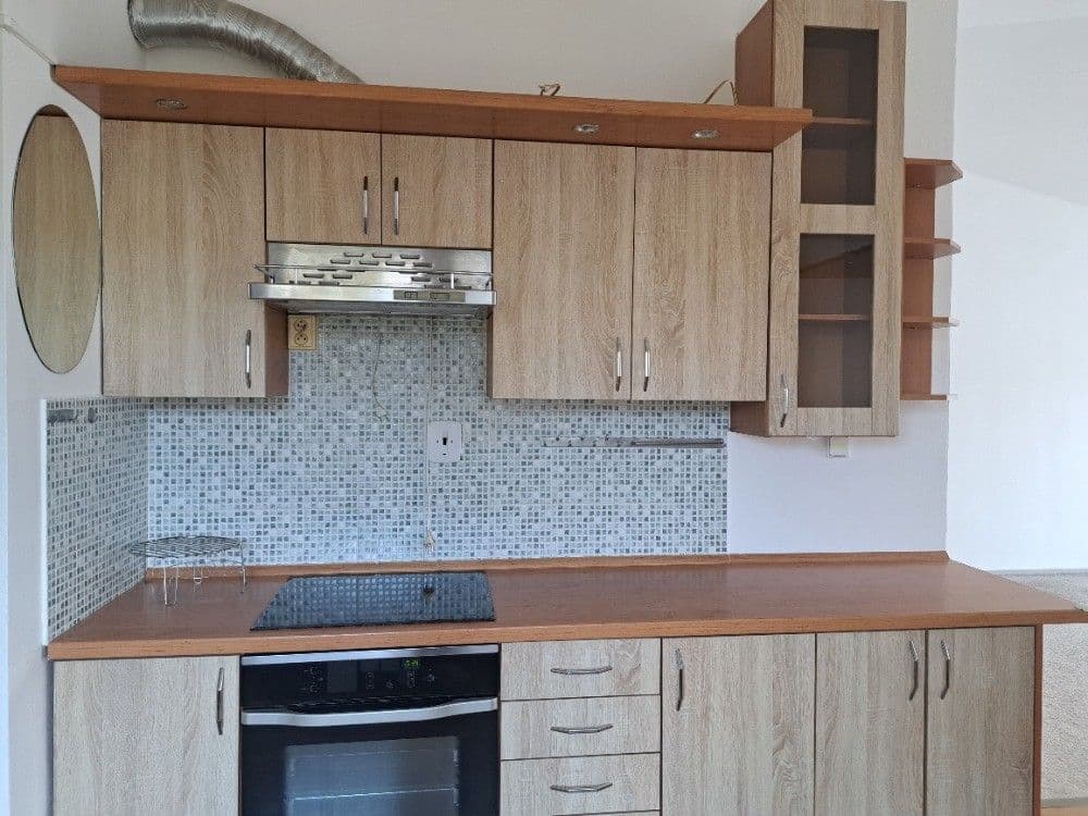 Pronájem bytu 2+kk 70 m², Prokopa Velikého, Úvaly, Středočeský kraj Pronájem bytu 2+kk 70 m², Prokopa Velikého, Úvaly, Středočeský kraj