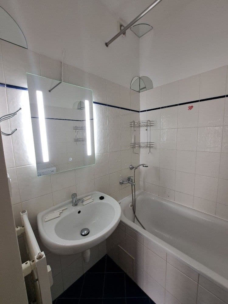 Pronájem bytu 2+kk 70 m², Prokopa Velikého, Úvaly, Středočeský kraj Pronájem bytu 2+kk 70 m², Prokopa Velikého, Úvaly, Středočeský kraj