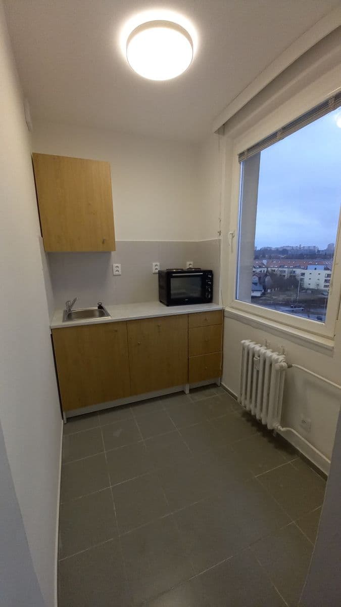 Pronájem bytu 1+kk 31 m², Květnového vítězství, Praha, Praha Pronájem bytu 1+kk 31 m², Květnového vítězství, Praha, Praha