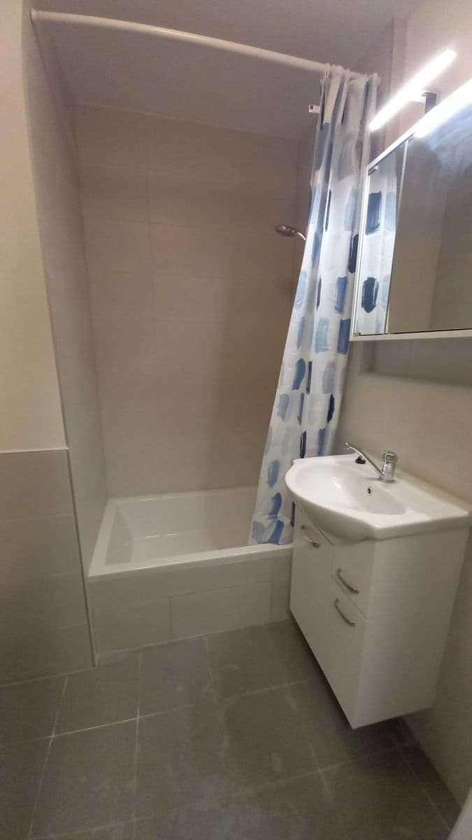 Pronájem bytu 1+kk 31 m², Květnového vítězství, Praha, Praha Pronájem bytu 1+kk 31 m², Květnového vítězství, Praha, Praha