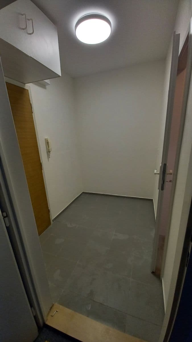 Pronájem bytu 1+kk 31 m², Květnového vítězství, Praha, Praha Pronájem bytu 1+kk 31 m², Květnového vítězství, Praha, Praha