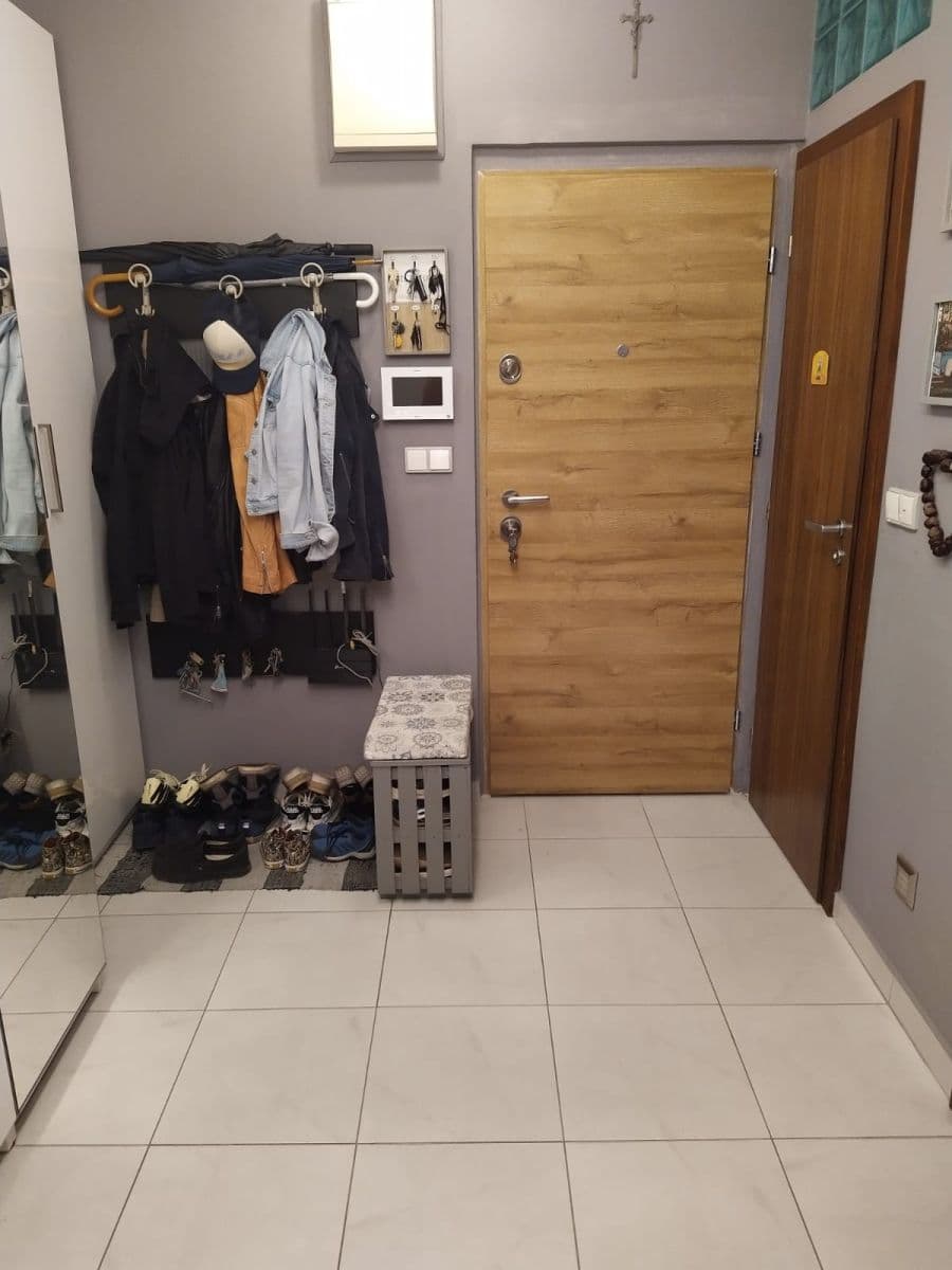 Pronájem bytu 2+1 66 m², Komenského nám., Litomyšl, Pardubický kraj Pronájem bytu 2+1 66 m², Komenského nám., Litomyšl, Pardubický kraj