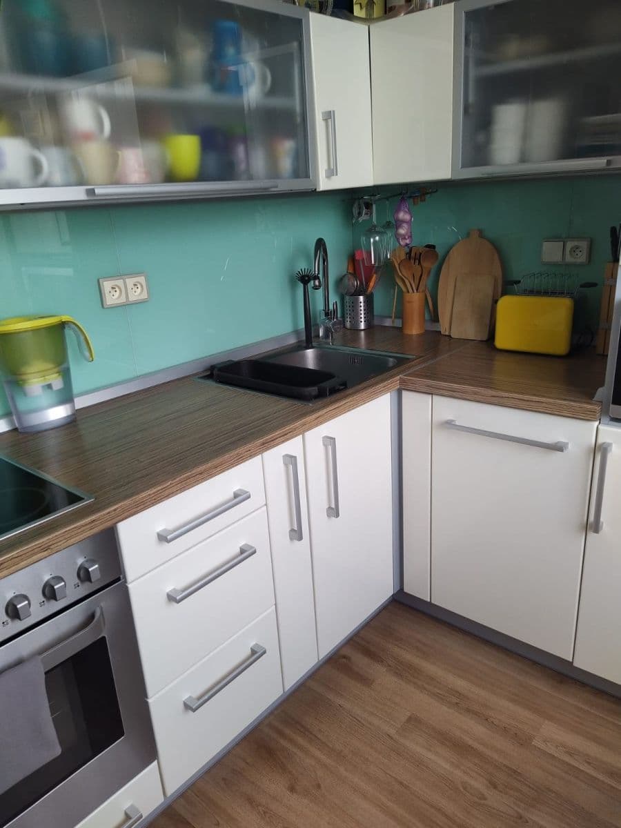 Pronájem bytu 2+1 66 m², Komenského nám., Litomyšl, Pardubický kraj Pronájem bytu 2+1 66 m², Komenského nám., Litomyšl, Pardubický kraj