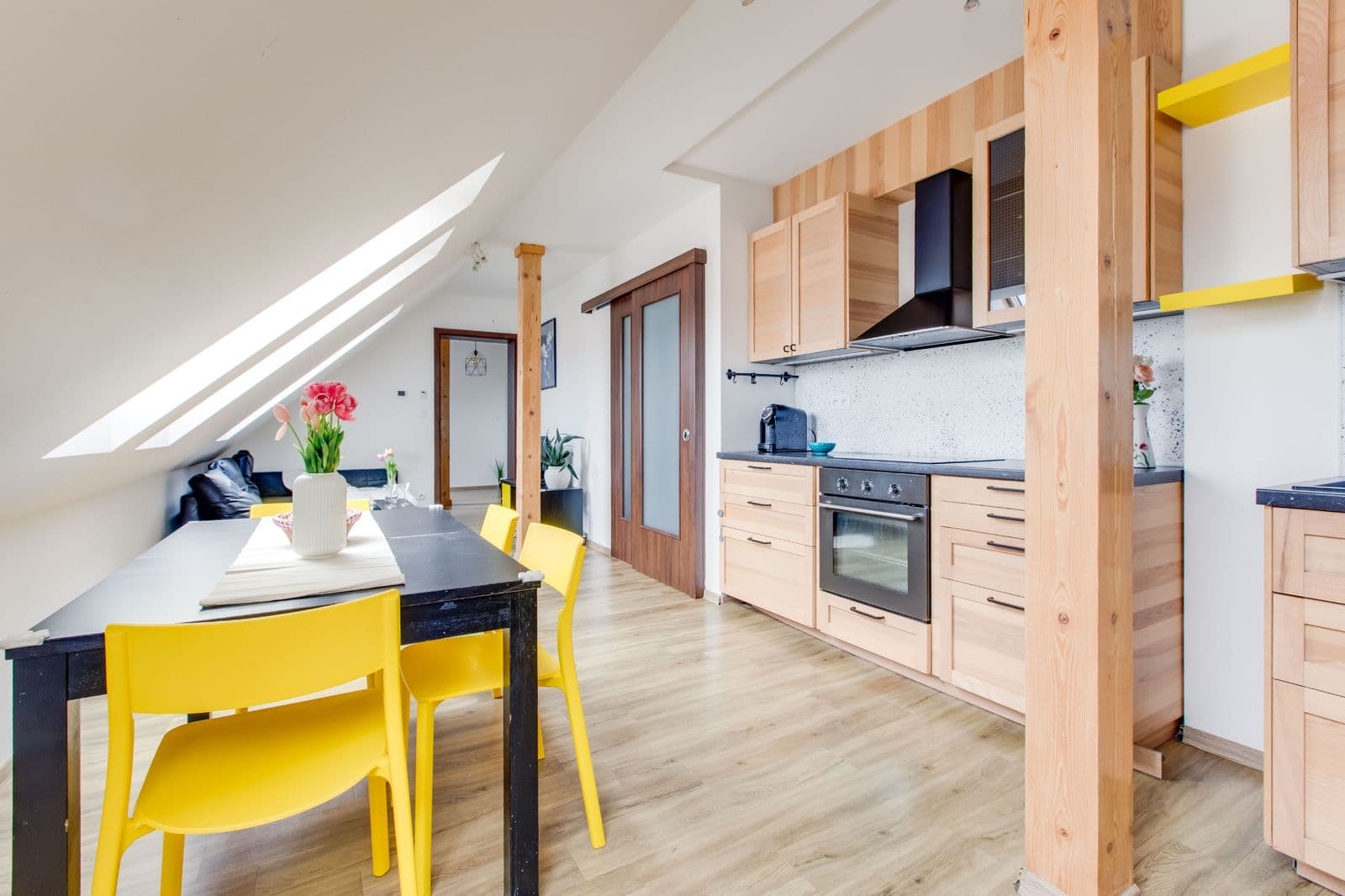 Pronájem bytu 3+kk 75 m², Oldřichova, Praha, Praha Pronájem bytu 3+kk 75 m², Oldřichova, Praha, Praha