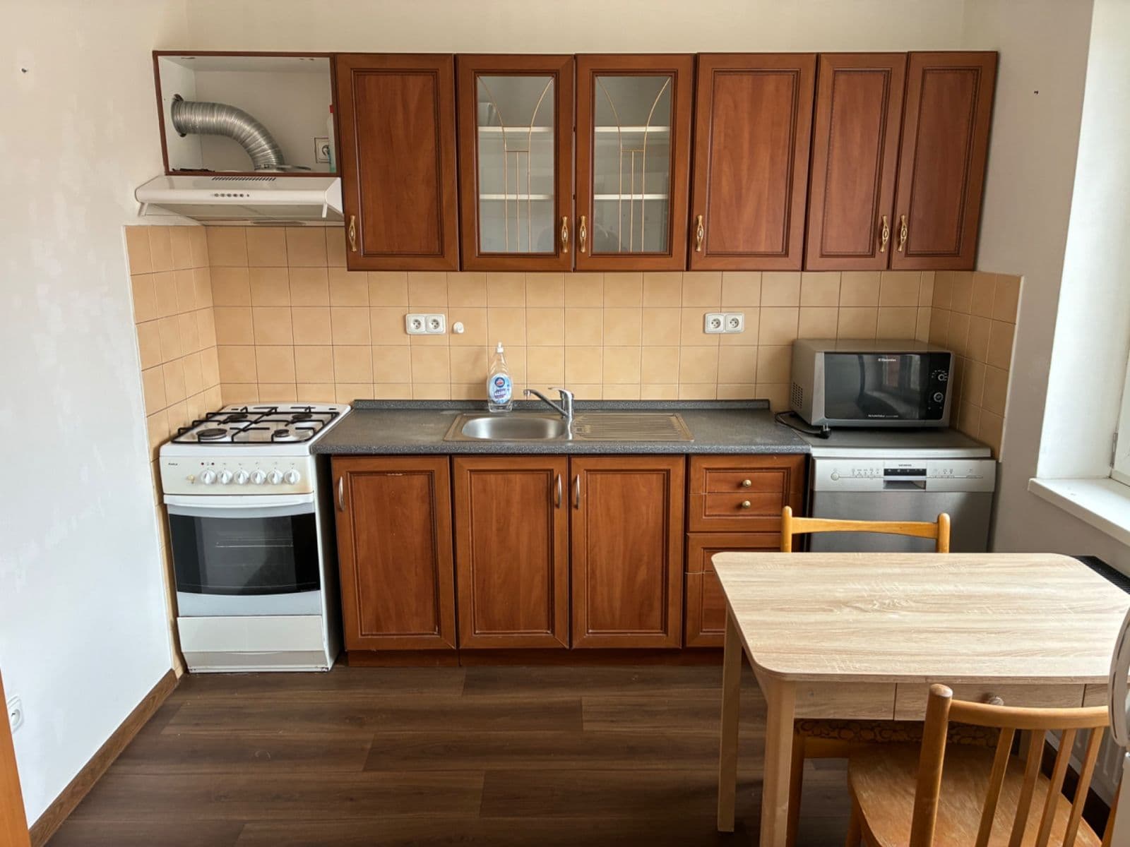 Pronájem bytu 1+1 45 m², Měšťanská, Hodonín, Jihomoravský kraj Pronájem bytu 1+1 45 m², Měšťanská, Hodonín, Jihomoravský kraj