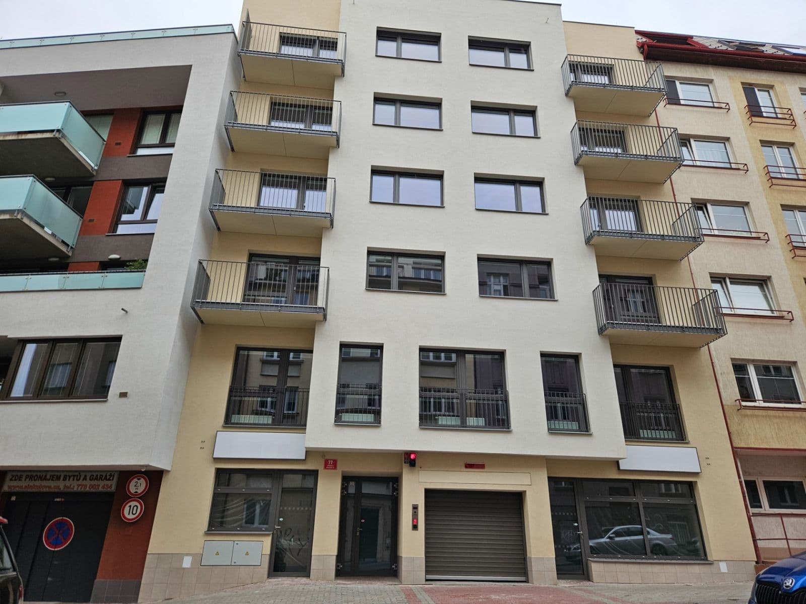 Pronájem bytu 2+kk 62 m², Sinkulova, Praha, Praha Pronájem bytu 2+kk 62 m², Sinkulova, Praha, Praha