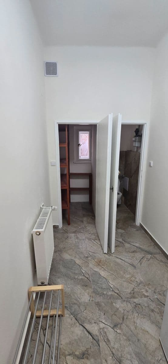 Pronájem bytu 2+1 65 m², Na Klášterním, Praha, Praha Pronájem bytu 2+1 65 m², Na Klášterním, Praha, Praha