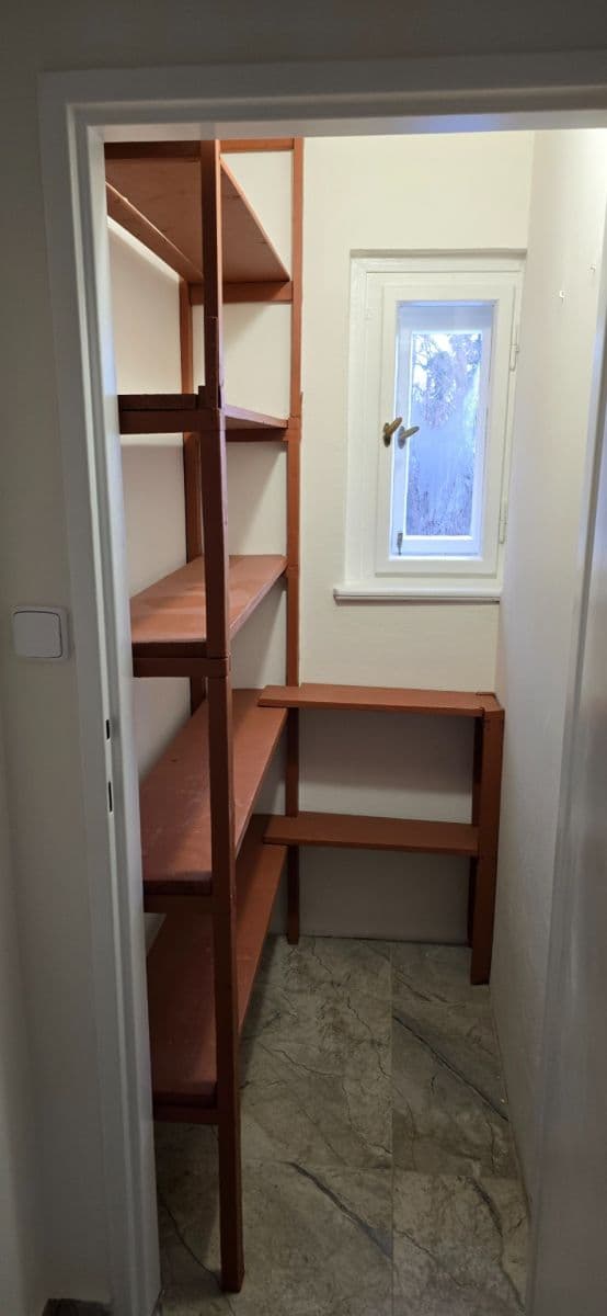 Pronájem bytu 2+1 65 m², Na Klášterním, Praha, Praha Pronájem bytu 2+1 65 m², Na Klášterním, Praha, Praha