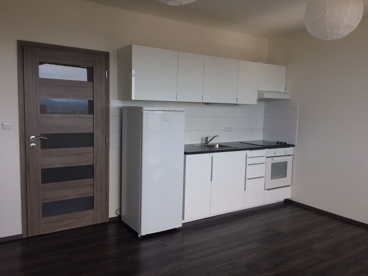 Pronájem bytu 1+kk 38 m², Dobevská, Praha, Praha Pronájem bytu 1+kk 38 m², Dobevská, Praha, Praha