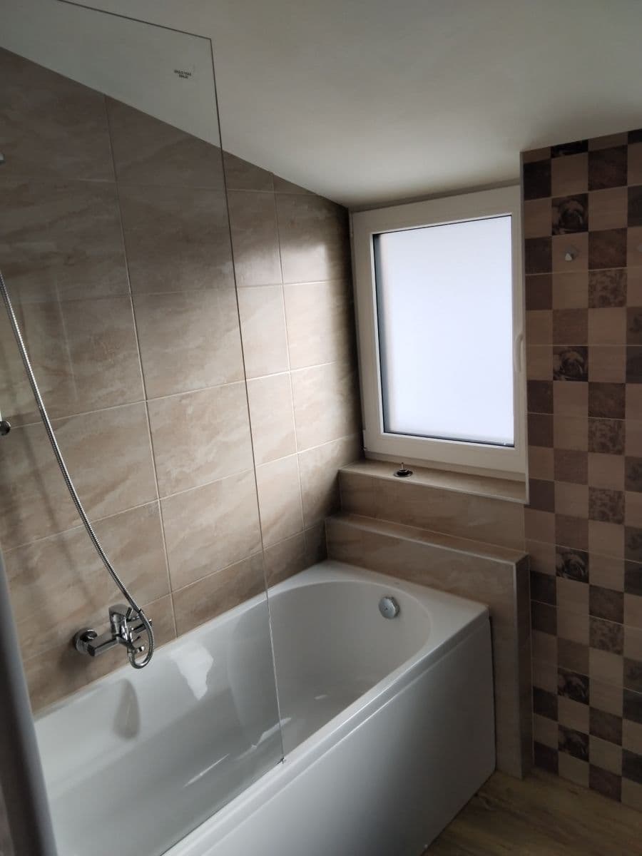 Pronájem bytu 2+kk 40 m², Lipno nad Vltavou, Jihočeský kraj Pronájem bytu 2+kk 40 m², Lipno nad Vltavou, Jihočeský kraj