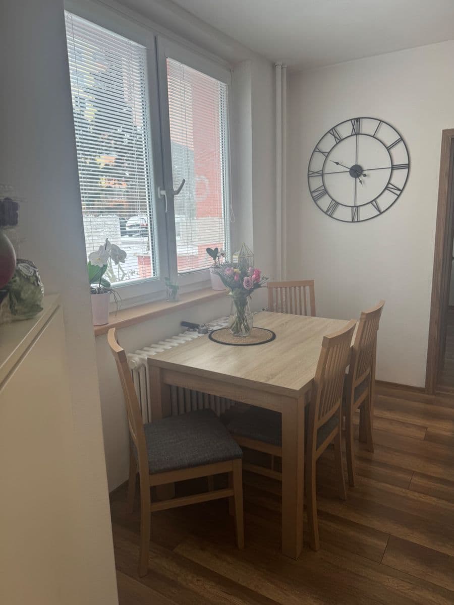 Pronájem bytu 3+1 74 m², Na Kopci, Jihlava, Kraj Vysočina Pronájem bytu 3+1 74 m², Na Kopci, Jihlava, Kraj Vysočina