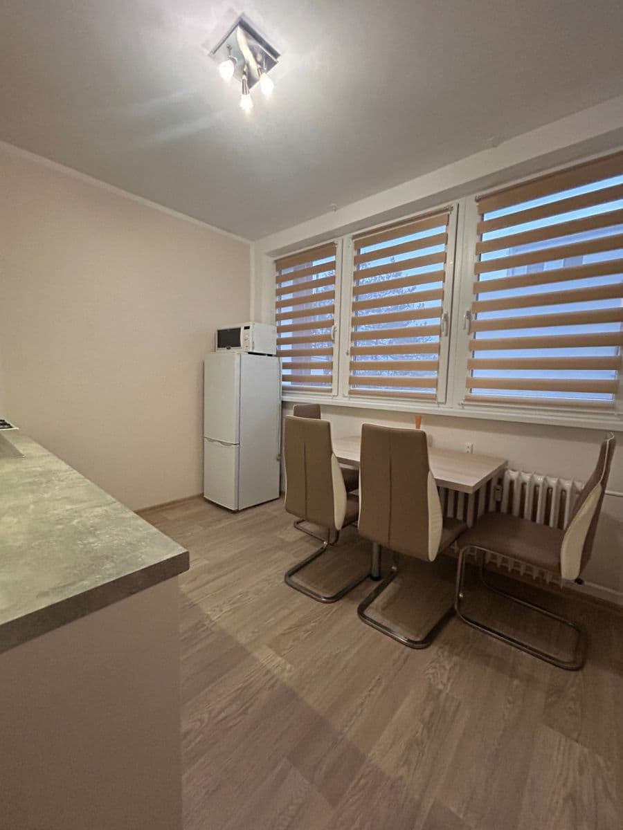 Pronájem bytu 2+1 58 m², Díly IV, Zlín, Zlínský kraj Pronájem bytu 2+1 58 m², Díly IV, Zlín, Zlínský kraj