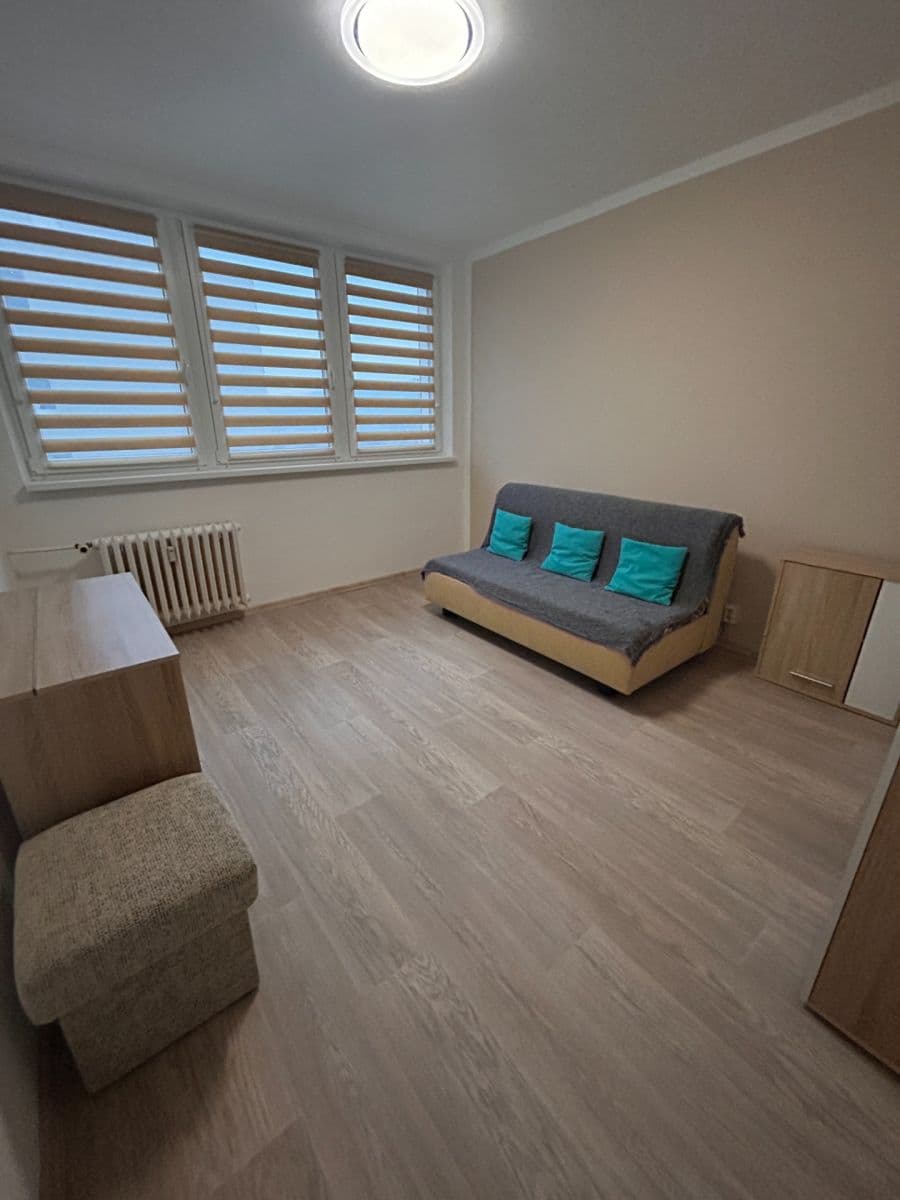 Pronájem bytu 2+1 58 m², Díly IV, Zlín, Zlínský kraj Pronájem bytu 2+1 58 m², Díly IV, Zlín, Zlínský kraj