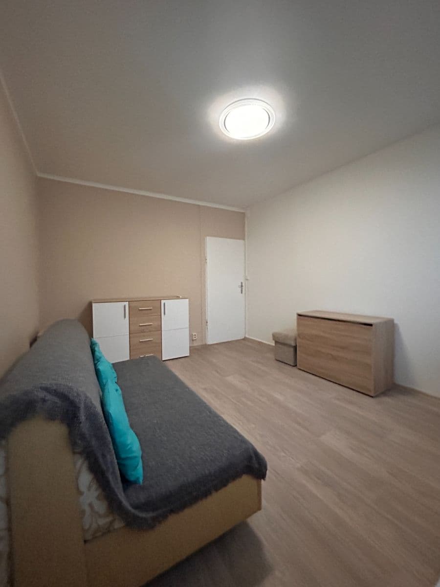 Pronájem bytu 2+1 58 m², Díly IV, Zlín, Zlínský kraj Pronájem bytu 2+1 58 m², Díly IV, Zlín, Zlínský kraj