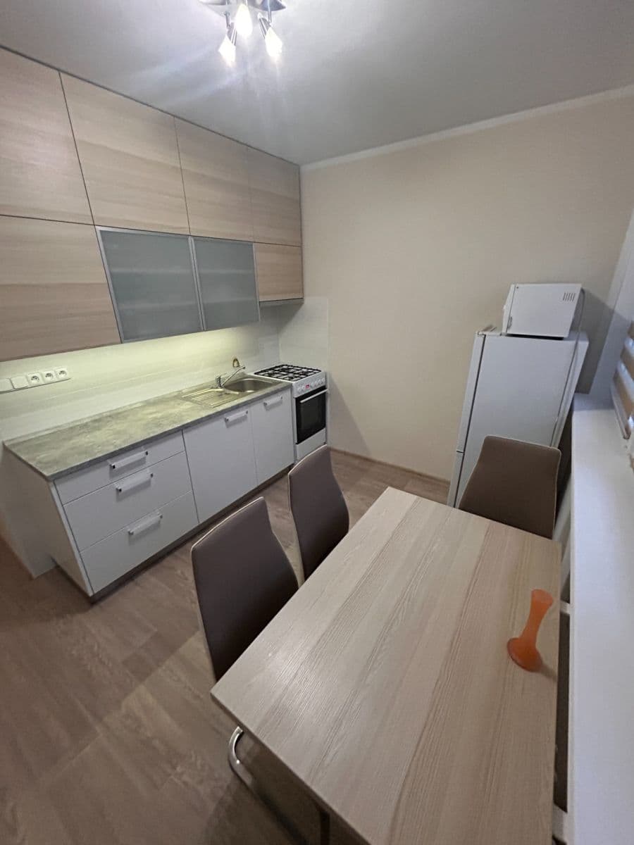 Pronájem bytu 2+1 58 m², Díly IV, Zlín, Zlínský kraj Pronájem bytu 2+1 58 m², Díly IV, Zlín, Zlínský kraj